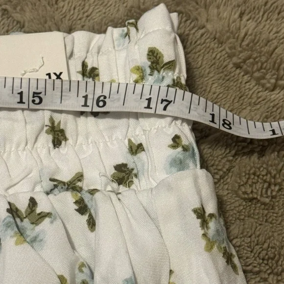 Rue21| NWT Women's Floral Mini Skirt | Size 1X - Picture 5 of 7